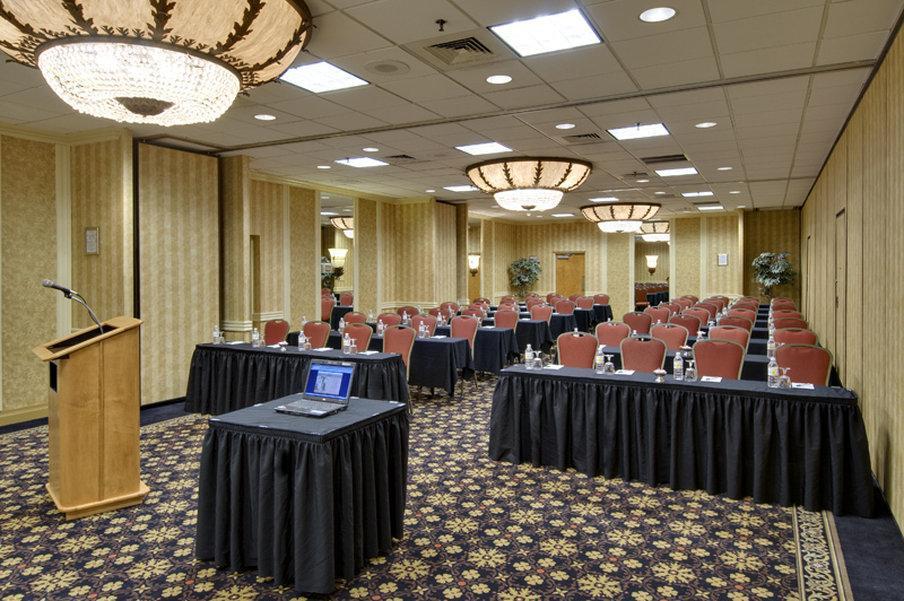 Holiday Inn South Plainfield-Piscataway By Ihg Exterior photo